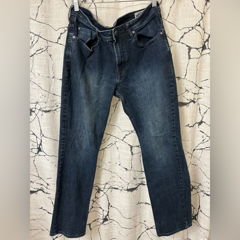 JACKSON Blue Straight Jeans Medium-Dark Wash